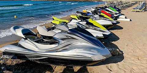 الإلتزام بمعدات السلامة