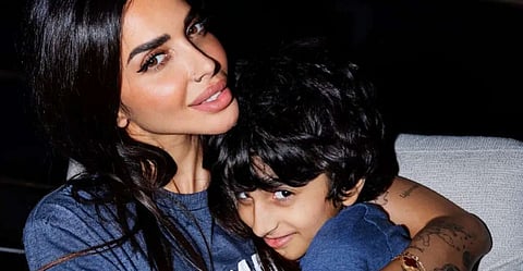 أسئلة غامضة تدور حول ابنها مكتوم