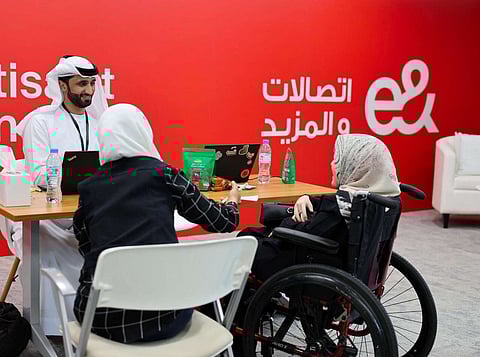 كرّمت القمة الإنجازات البارزة في خلق فرص عمل تتوافق مع المهارات والقدرات الفريدة لأصحاب الهمم