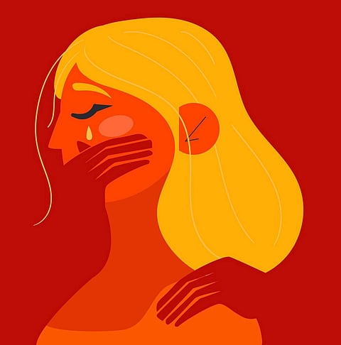 لا تقتصر الصدمة على الحادث نفسه بل تتجلى العواقب في صورة القلق والاكتئاب والشعور المشوه بالذات.