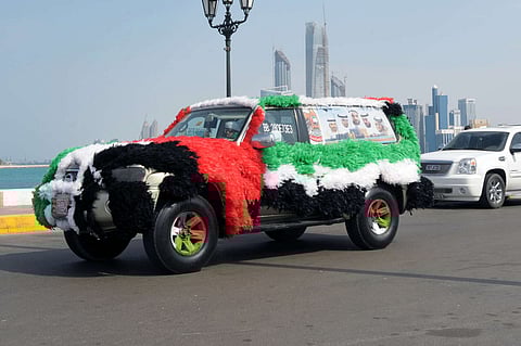 دوريات الشرطة ستحرص على ضمان أعلى مستويات السلامة المرورية