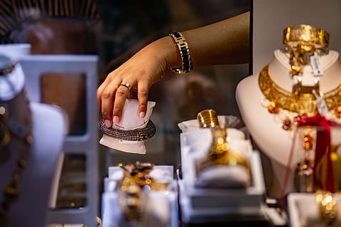 تراجع أسعار الذهب عالمياً