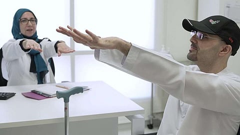 يمكن الوصول إلى خط الدعم عبر الاتصال بالرقم 800677