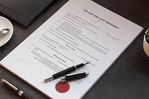 لا تؤجل حماية إرثك: أهمية كتابة وتسجيل وصية في الإمارات