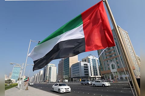 الإمارات تعزي مصر في وفاة طاقم طائرة عسكرية