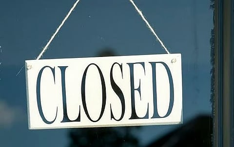 أبوظبي: إغلاق مطعمين وسوبر ماركت لخطورتهم على الصحة العامة