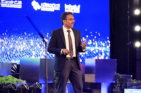 منصات الذكاء الاصطناعي منخفض الكود تُعزز تنافسية الشركات الصغيرة والمتوسطة