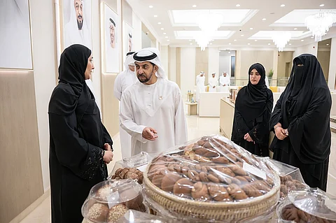 نواة التمر: ابتكار إماراتي جديد في عالم الطاقة والجمال