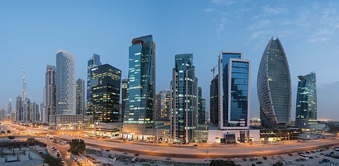 تباطؤ تسليم العقارات في دبي.. وقفزة كبرى متوقعة في 2027