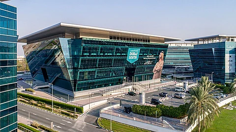 مطار آل مكتوم يدفع أسعار العقارات في دبي الجنوب للارتفاع وفرص النمو تتضاعف