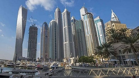 أجواء معتدلة ودرجات حرارة تصل إلى 43 مئوية بدبي