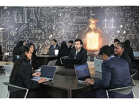 منصة طلابية إماراتية نقلة نوعية في استشارات القبول الجامعي بأسعار في متناول الجميع