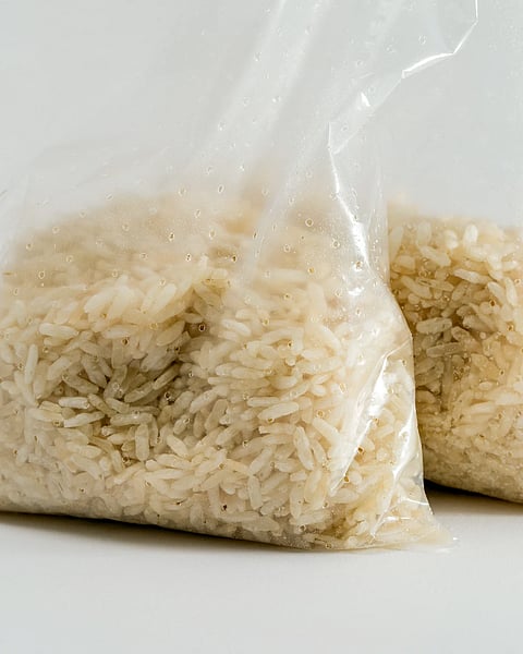 الأرز والزرنيخ: حقائق علمية ونصائح للحد من المخاطر