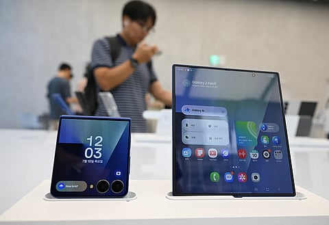 التقنية تلتقي بالأناقة: "سامسونغ" تقدم أحدث هواتفها القابلة للطي في الإمارات