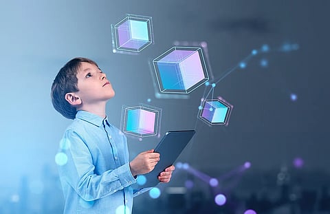 دبي ترسم مستقبل الشفافية الإبداعية: تصنيف جديد يزيل وصمة الذكاء الاصطناعي من المحتوى