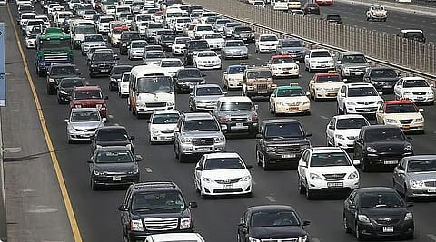 حادث مروري على جسر القرهود وتوقع تأخيرات