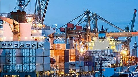 الإمارات ودول التعاون محمية من الأثر المباشر للرسوم الجمركية الأميركية