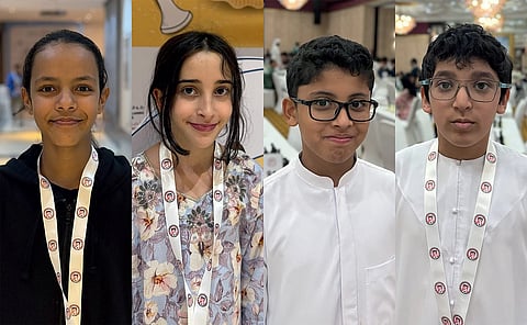 (من اليسار) علياء فهد الحرازي، مريم خليفة القبيسي، خالد شريف العلوي، وعبد الله البوسعيدي.