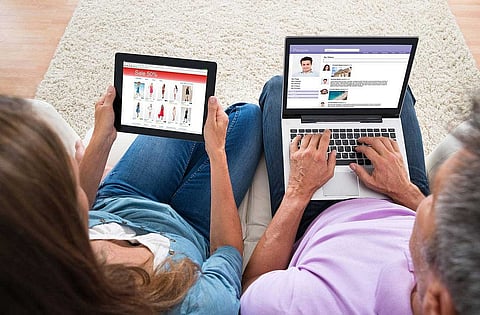 بين عامي 2023 و2024، ارتفعت الطلبات عبر الإنترنت في دولة الإمارات العربية المتحدة بنسبة 15% على أساس سنوي.