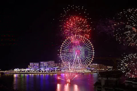 5 عطلات في الإمارات يمكن تحويلها لضمان إجازة أسبوعية أطول