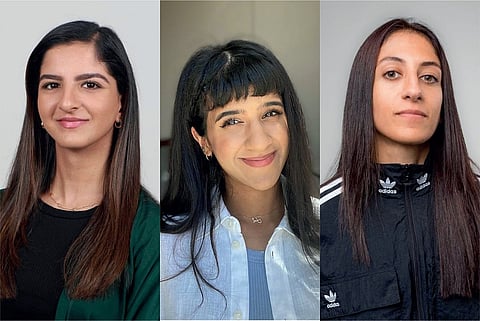 (من اليسار) عائشة العوضي وأمل مراد وأريج الحمادي.