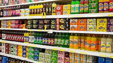 الإمارات تعتمد نظاماً متدرجاً لحساب ضريبة المشروبات المحلاة بنسبة السكر