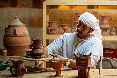 "رحلة عبر الحِرف": مهرجان العين يحتفي بروح التراث الإماراتي