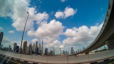 انخفاض درجات الحرارة في دبي إلى 24 درجة