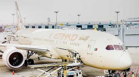 "فيلورا" هوية جديدة لخدمات مطار أبوظبي.. لتعزيزالكفاءة