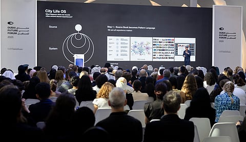 الحياة خارج الأرض تقترب.. عالم كامبريدج في دبي يتوقع الاكتشاف خلال عقد