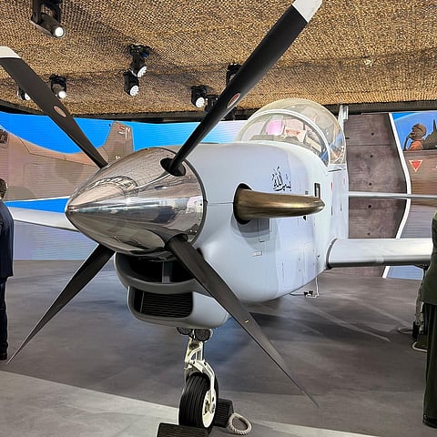 طائرة الهجوم الخفيف B-250