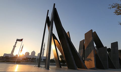 خالد في الذاكرة: "العلم لم يسقط".. حكاية أول شهيد إماراتي