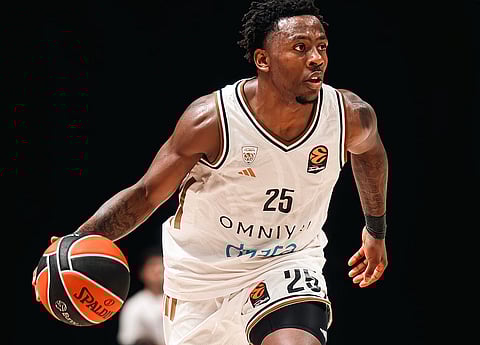 دبي لكرة السلة يتلقى أول هزيمة على أرضه منذ فبراير