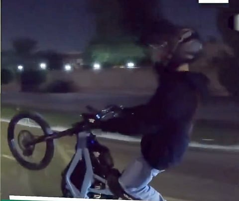 لقطة شاشة: X/شرطة دبي