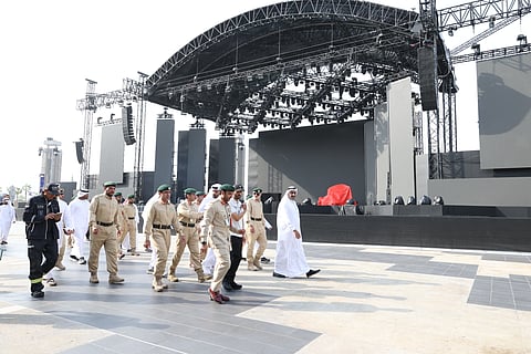 شرطة دبي تتفقد التجهيزات الميدانية لتأمين احتفالات العام الجديد