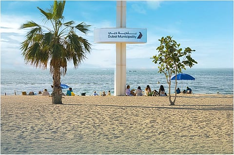 4 شواطئ بدبي للعائلات خلال احتفالات رأس السنة