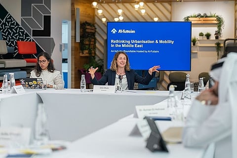 التنقل أولاً.. التخطيط ثانياً: استراتيجية الإمارات لمواجهة الازدحام