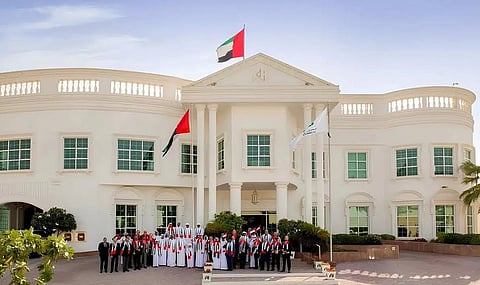 بقرار حاسم.. مجموعة الحبتور تغادر لبنان وتسرح عمالتها