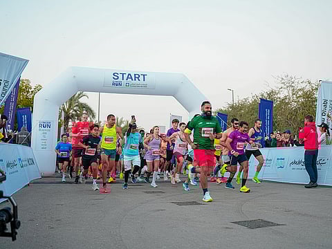 4500 عداء في الإمارات يكسرون رقماً قياسياً من أجل مرضى السرطان