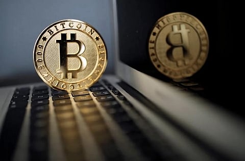 البيتكوين يهبط دون 75 ألف دولار مع تفاقم عمليات البيع