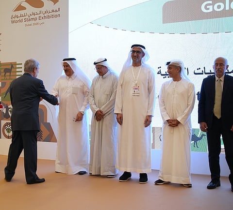 تراث الإمارات البريدي يتألق عالمياً بـ 5 ذهبيات