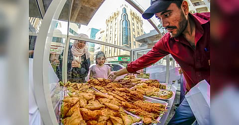 مطاعم الشارقة تستعد لرمضان بتصاريح جديدة