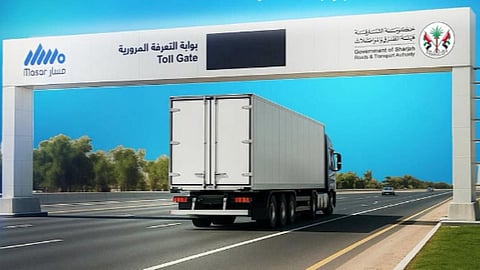 نظام إلكتروني ذكي لإدارة رسوم الشاحنات في الشارقة