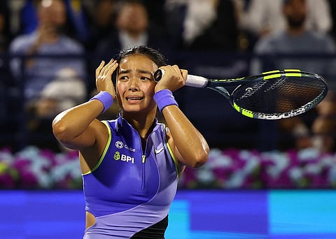 ألكسندرا إيالا تتفاعل بعد فوزها في مباراتها في دور الـ 32 ضد الإيطالية ياسمين باوليني.