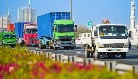 قطاع النقل التجاري في دبي يرسخ دعائم أجندة "D33"