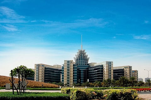 بدء نظام المواقف المدفوعة في واحة دبي للسيليكون