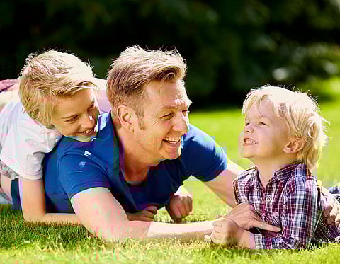 أطلقت وزارة التربية والتعليم في الإمارات تقويمًا أكاديميًا جديدًا للسنوات الثلاث المقبلة، مع عطلة شتوية أقصر هذه المرة