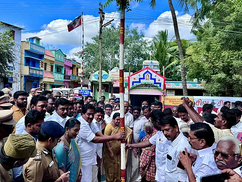 அலங்காநல்லூர் ஜல்லிக்கட்டு மைதானம் எப்போது திறக்கப்படும்?: அமைச்சர் மூர்த்தி தகவல்