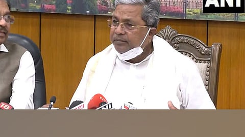 கர்நாடக சாதிவாரி கணக்கெடுப்பு: முதல்வரிடம் சமர்ப்பிக்கப்பட்ட அறிக்கை