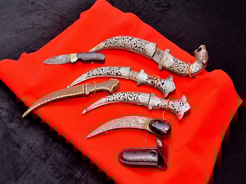 இந்திய தொல்லியல் துறையிடம் ஒப்படைக்கப்பட்ட 101 தொல்பொருள்கள்